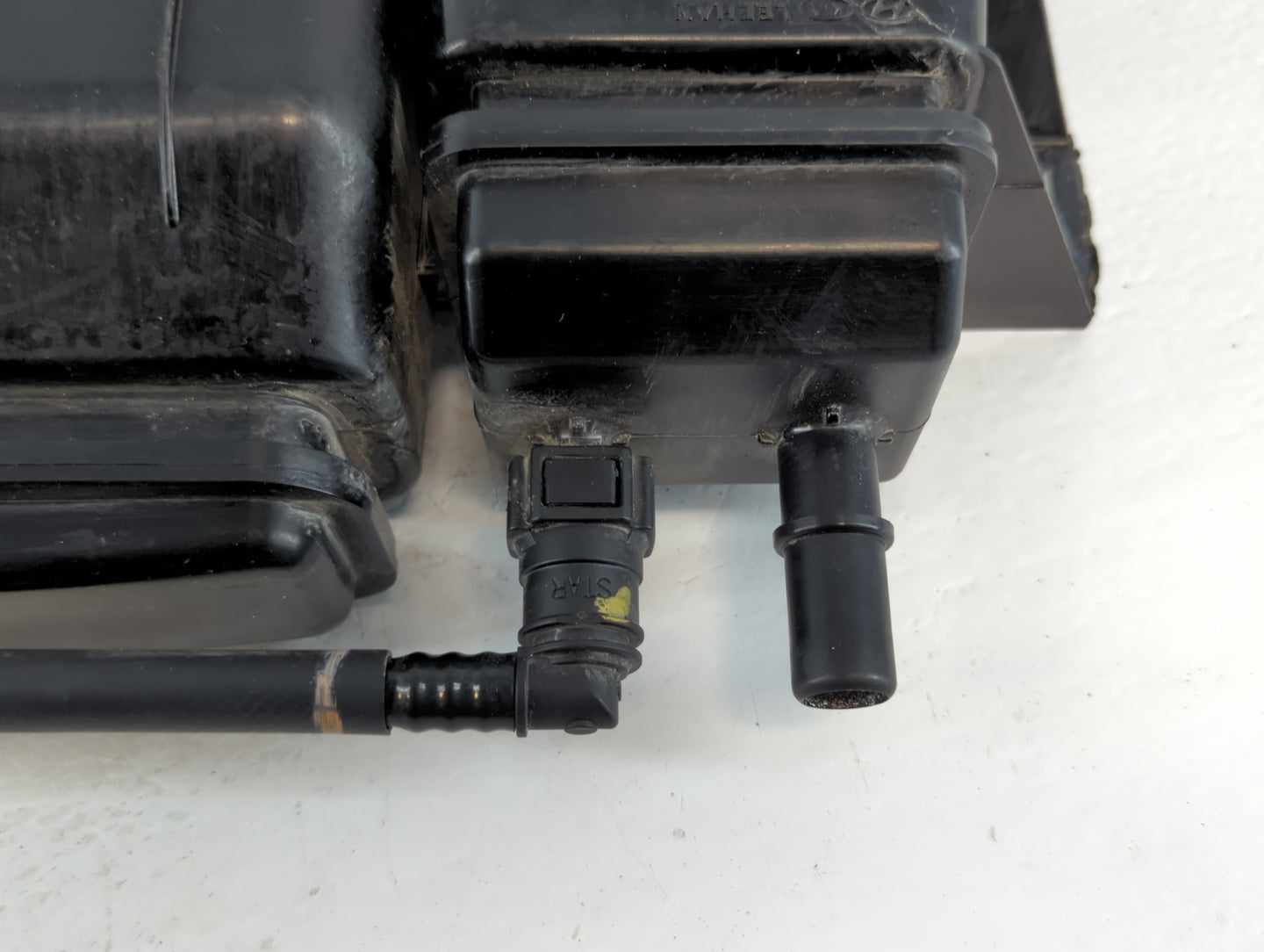2020 Hyundai Elantra Fuel Vapor Charcoal Canister 915797 - Oemusedautoparts1.com