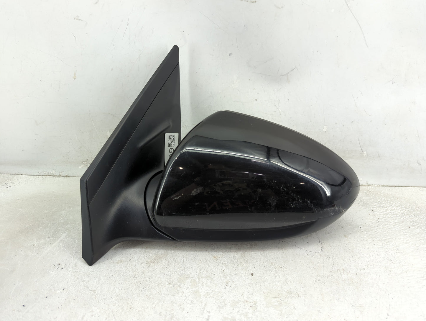 2020 Hyundai Ioniq Driver Side View Mirror - Left Door Mirror OEM Used - Oemusedautoparts1.com