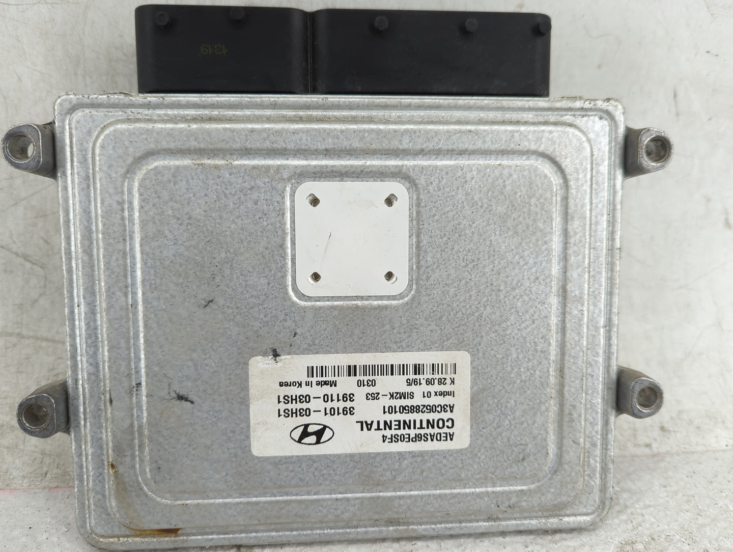 2017-2020 Hyundai Ioniq PCM Engine Control Computer ECU ECM PCU OEM P/N:39101-03HS1 39110-03HS1 Fits Fits 2017 2018 2019 202