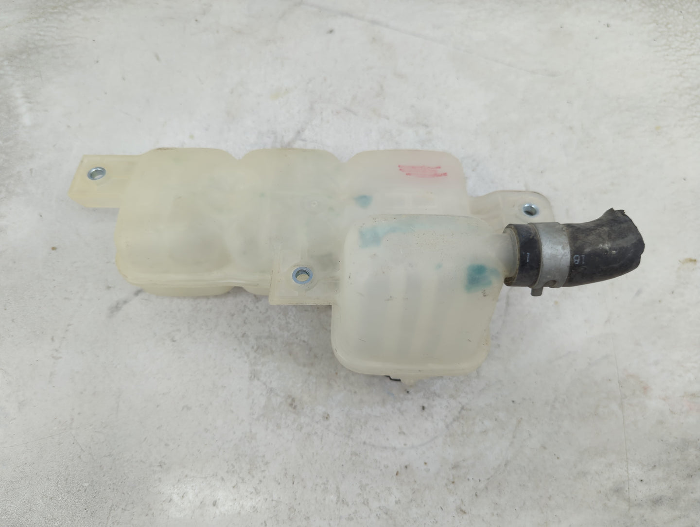 2017-2020 Hyundai Ioniq Radiator Coolant Overflow Expansion Tank Bottle - Oemusedautoparts1.com