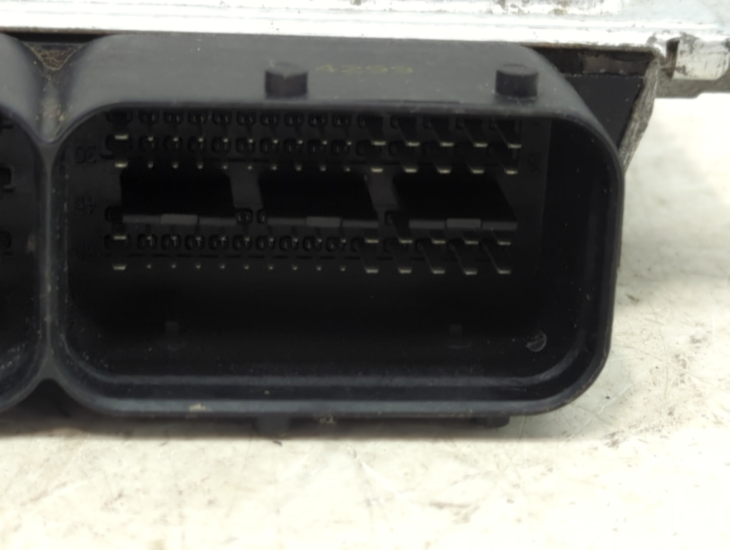 2017-2020 Hyundai Ioniq PCM Engine Control Computer ECU ECM PCU OEM P/N:39101-03HM4 39110-03HM4 Fits Fits 2017 2018 2019 202