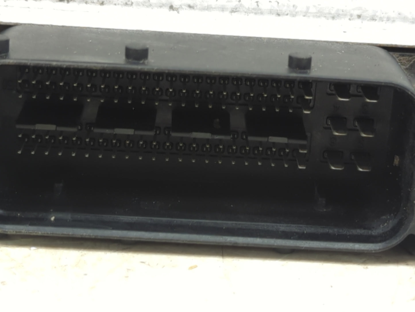 2017-2020 Hyundai Ioniq PCM Engine Control Computer ECU ECM PCU OEM P/N:39101-03HM4 39110-03HM4 Fits Fits 2017 2018 2019 202