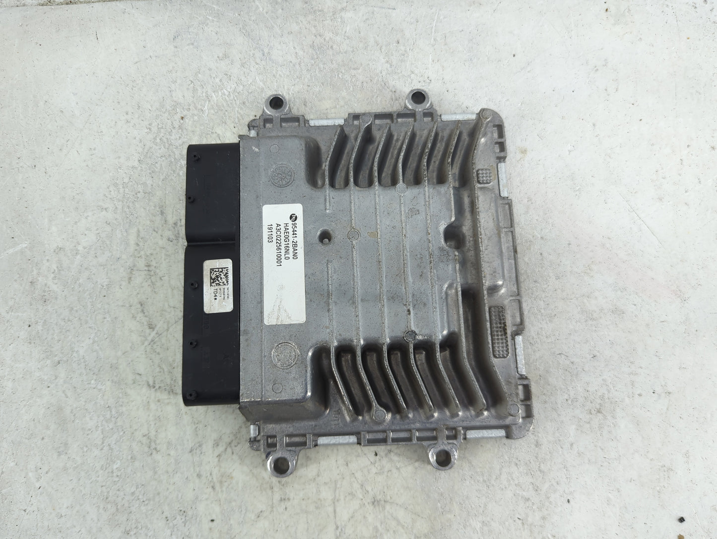 2017-2020 Hyundai Ioniq PCM Engine Control Computer ECU ECM PCU OEM P/N:95441-2BAN0 HAE0G16NL0 Fits Fits 2017 2018 2019 2020