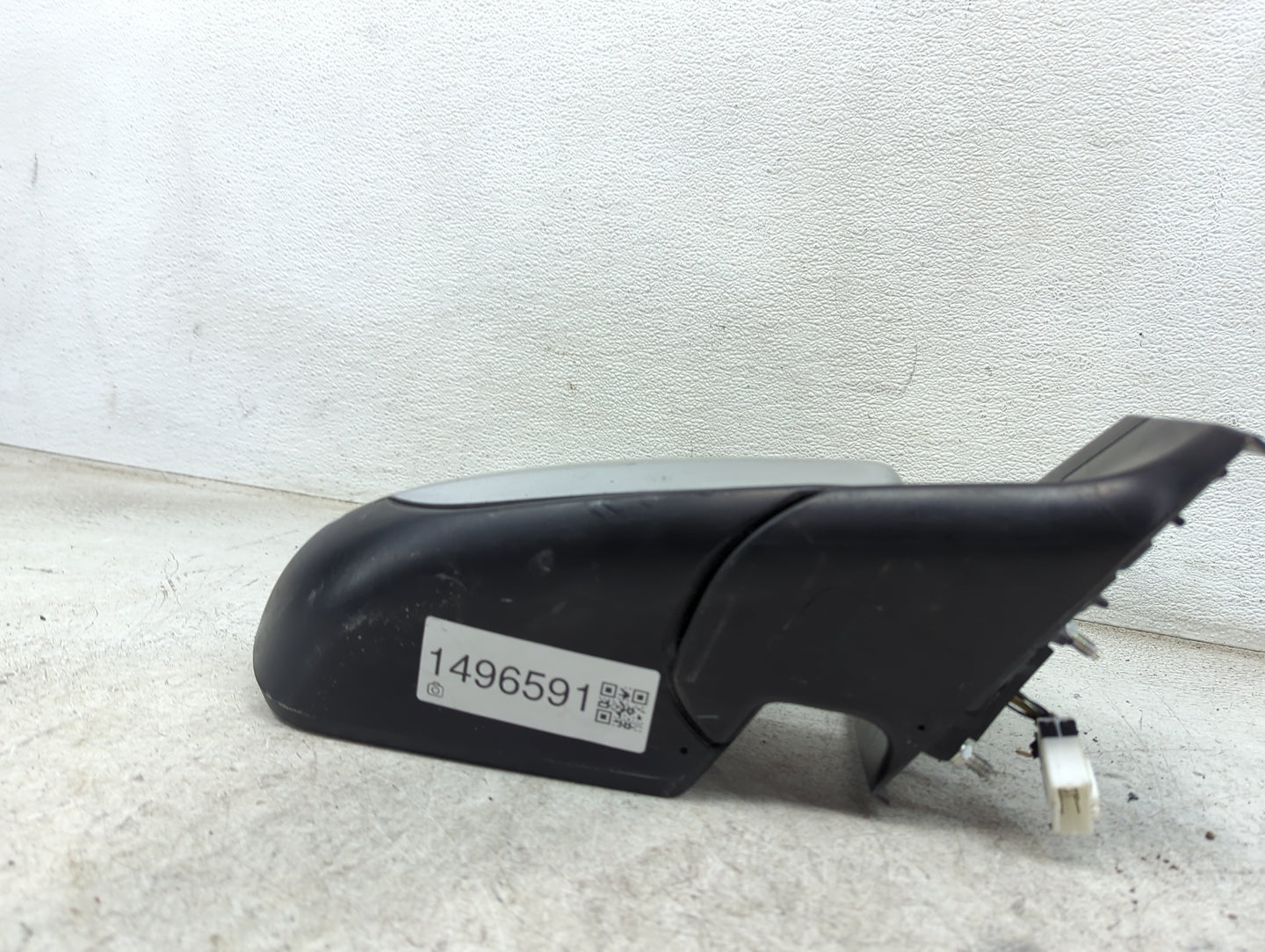2017-2020 Hyundai Ioniq Passenger Side View Mirror - Right Door Mirror OEM Used - Oemusedautoparts1.com