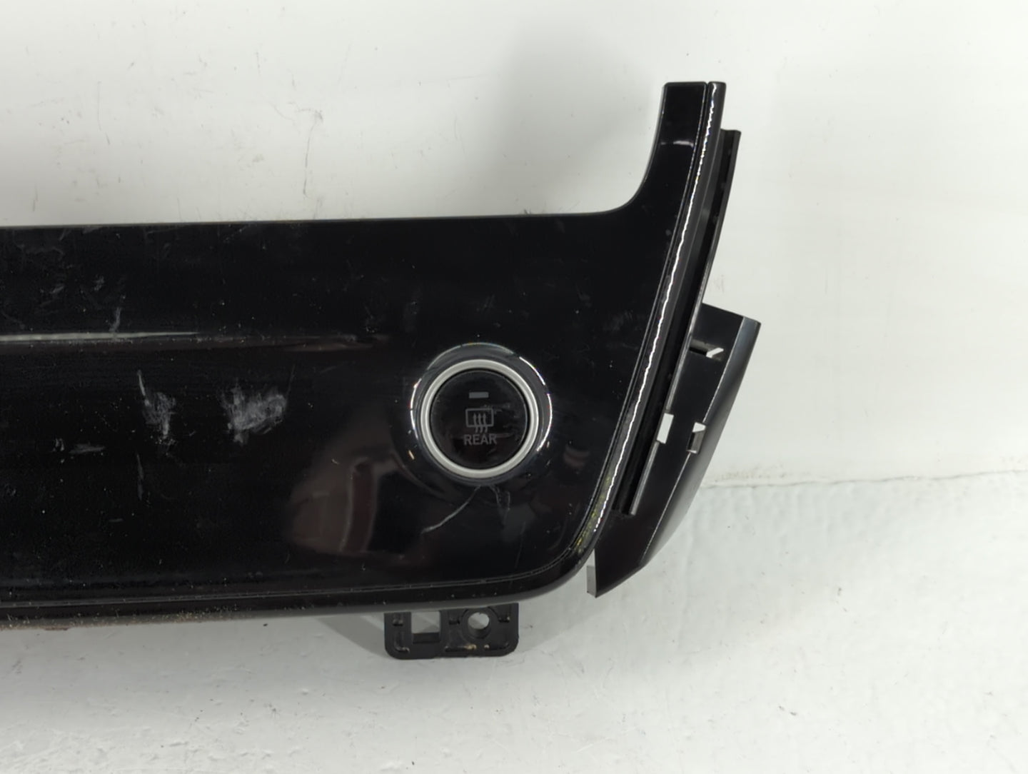 2020 Hyundai Ioniq Climate Control Module Temperature AC/Heater Replacement P/N:97250-G2AM0 Fits OEM Used Auto Parts - Oemus