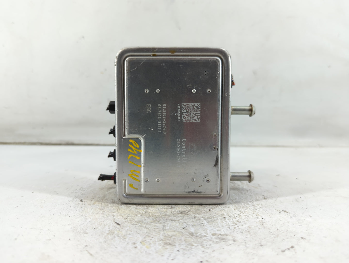 2018-2020 Hyundai Kona ABS Pump Control Module Replacement P/N:58900-J9100 Fits Fits 2018 2019 2020 OEM Used Auto Parts - Oe