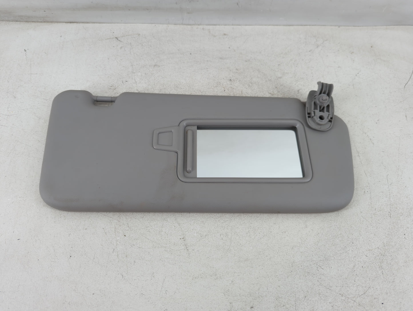 2018-2021 Hyundai Kona Sun Visor Shade Replacement Passenger Right Mirror Fits Fits 2018 2019 2020 2021 OEM Used Auto Parts 