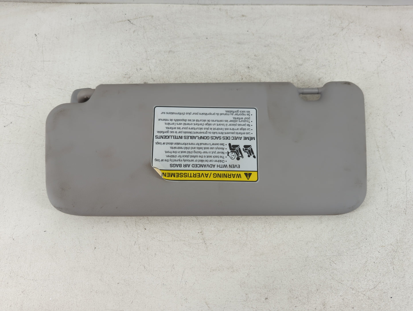 2018-2021 Hyundai Kona Sun Visor Shade Replacement Passenger Right Mirror Fits Fits 2018 2019 2020 2021 OEM Used Auto Parts 