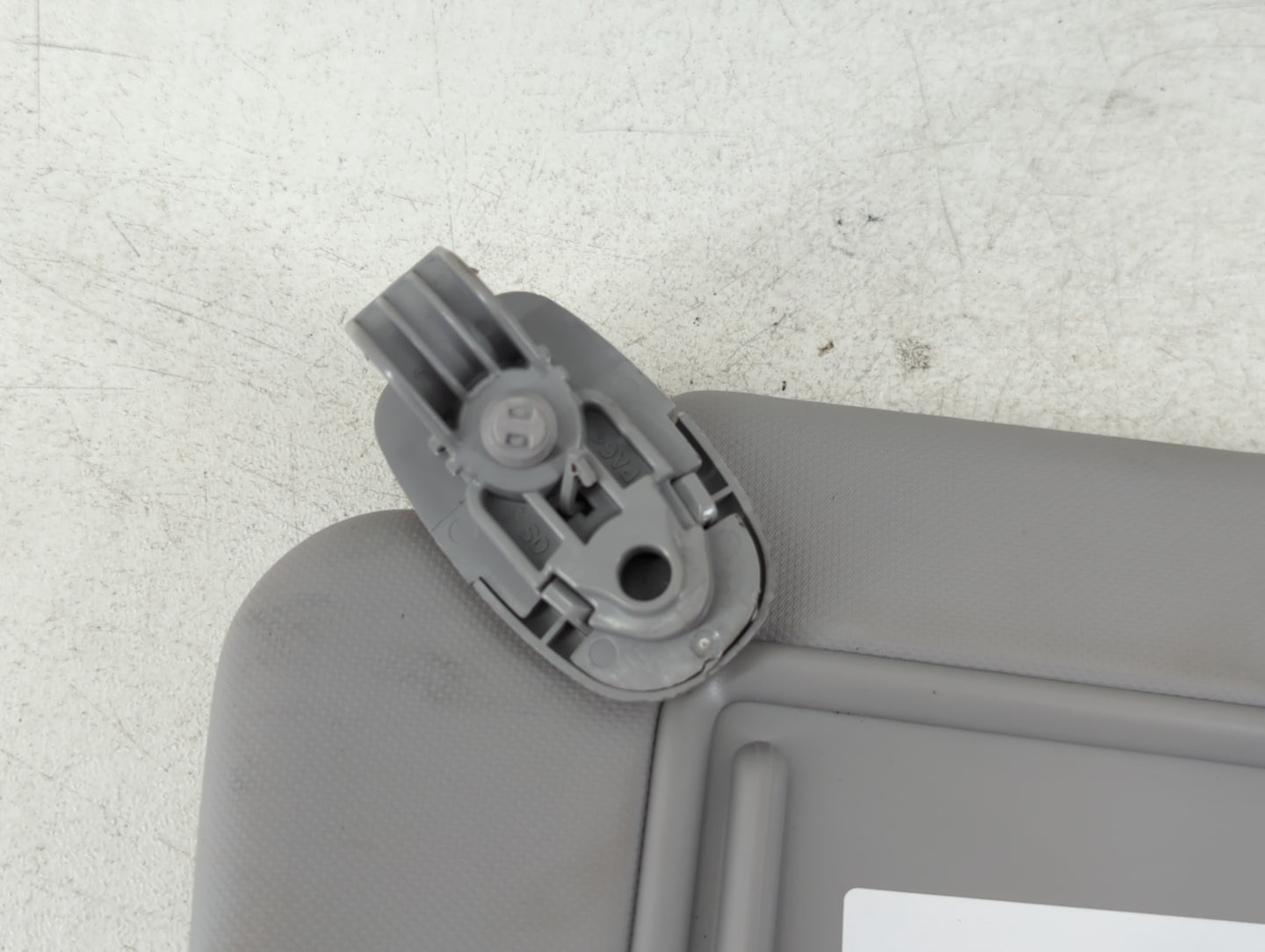 2018-2021 Hyundai Kona Sun Visor Shade Replacement Driver Left Mirror Fits Fits 2018 2019 2020 2021 OEM Used Auto Parts - Oe