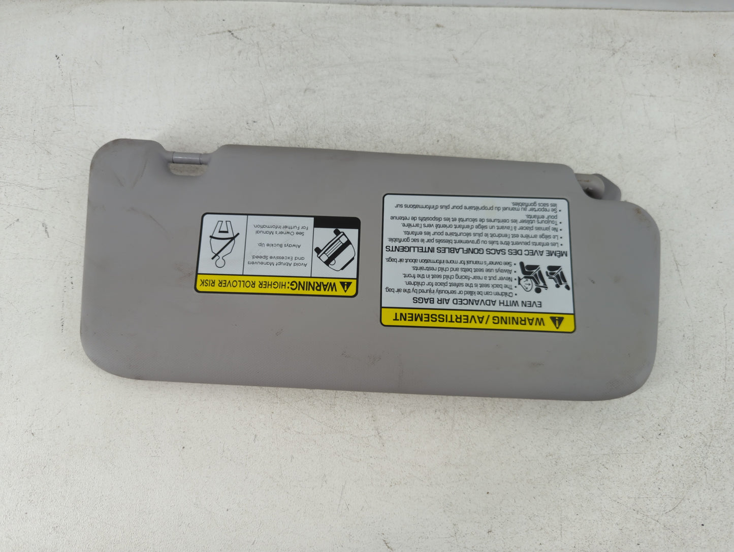 2018-2021 Hyundai Kona Sun Visor Shade Replacement Driver Left Mirror Fits Fits 2018 2019 2020 2021 OEM Used Auto Parts - Oe