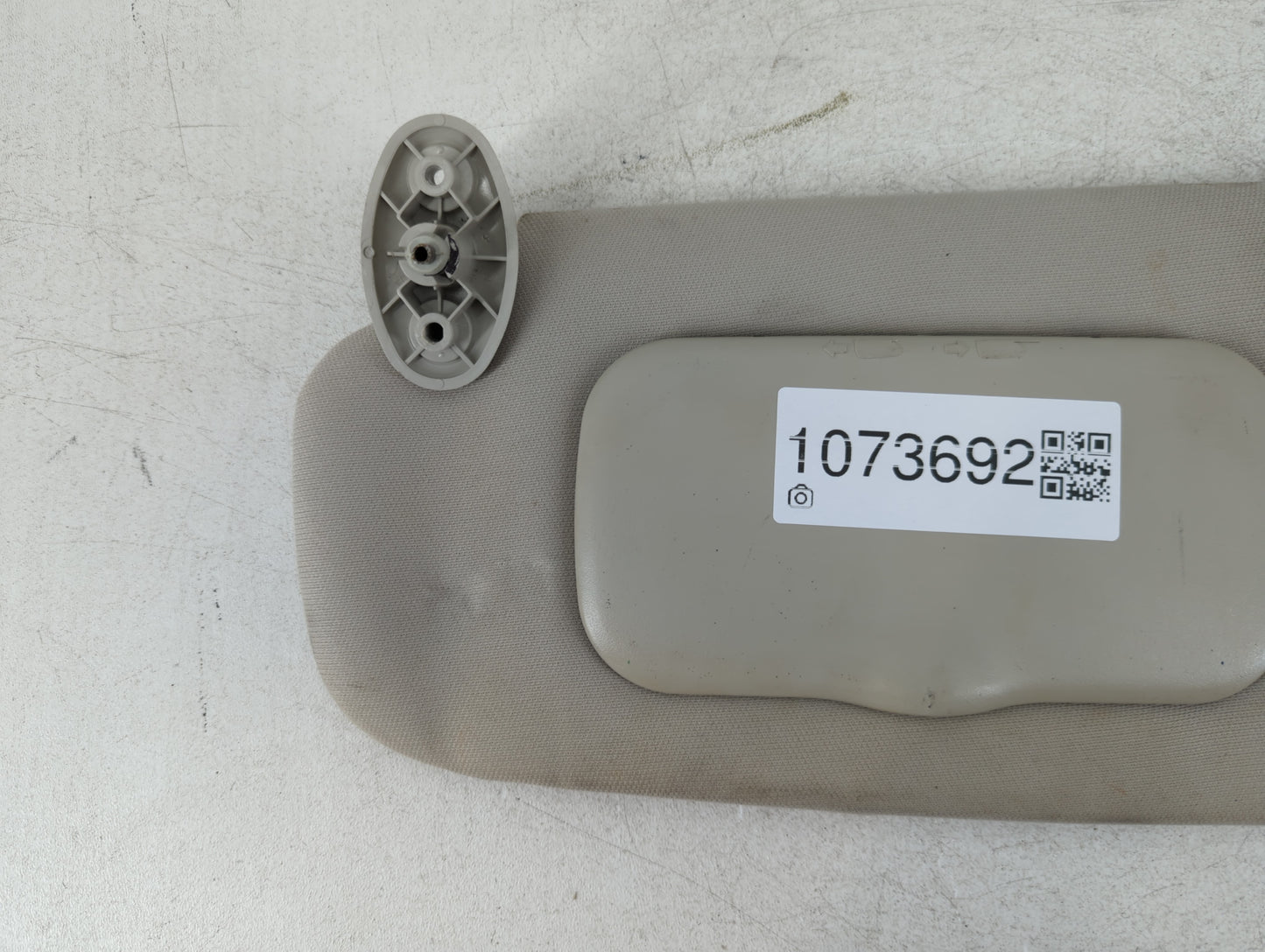 2018-2021 Hyundai Kona Sun Visor Shade Replacement Driver Left Mirror Fits Fits 2018 2019 2020 2021 OEM Used Auto Parts - Oe