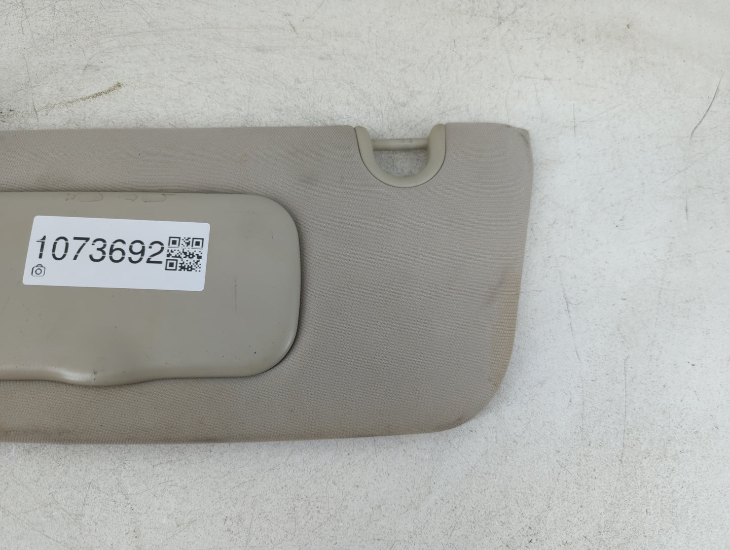 2018-2021 Hyundai Kona Sun Visor Shade Replacement Driver Left Mirror Fits Fits 2018 2019 2020 2021 OEM Used Auto Parts - Oe
