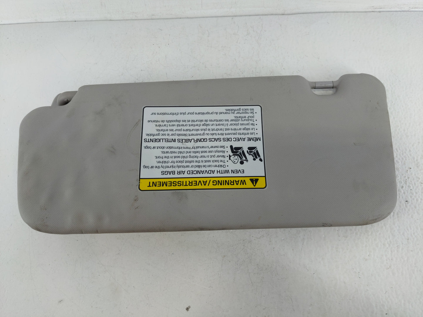 2018-2021 Hyundai Kona Sun Visor Shade Replacement Passenger Right Mirror Fits Fits 2018 2019 2020 2021 OEM Used Auto Parts 