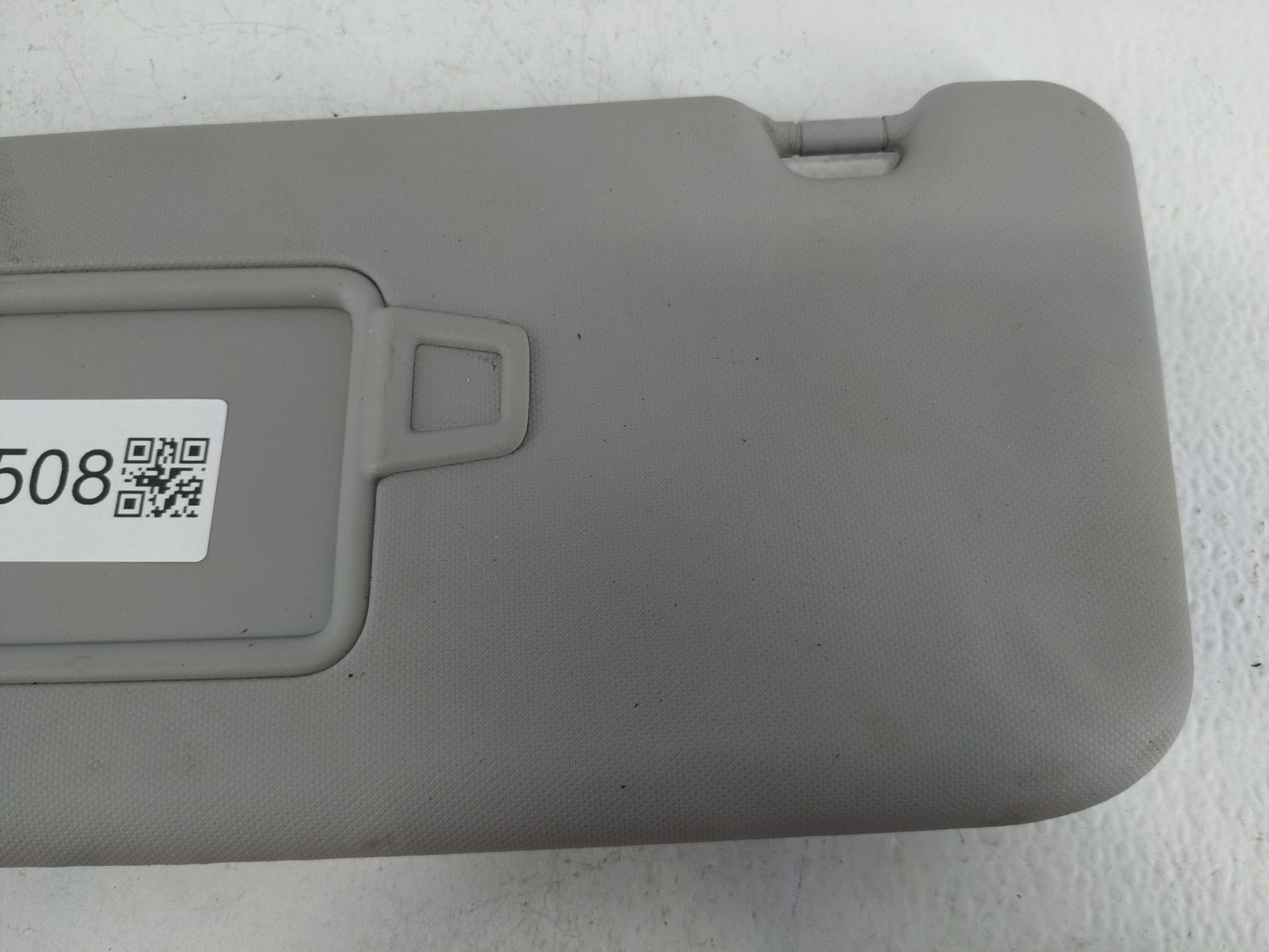 2018-2021 Hyundai Kona Sun Visor Shade Replacement Driver Left Mirror Fits Fits 2018 2019 2020 2021 OEM Used Auto Parts - Oe