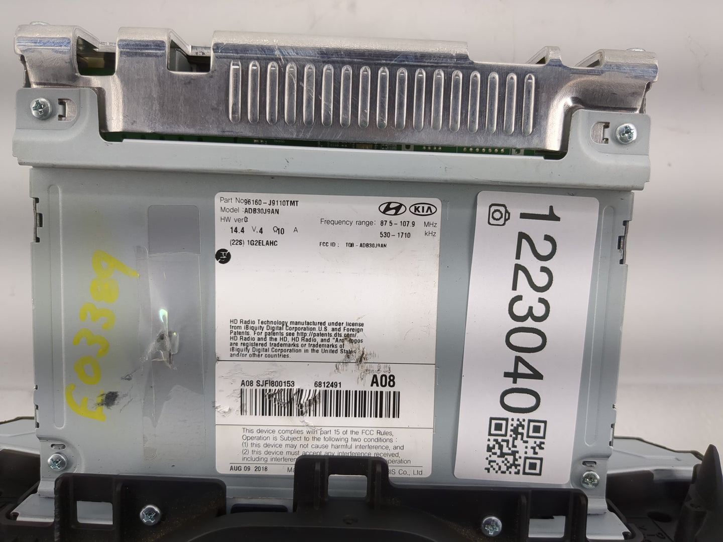 2018-2021 Hyundai Kona Radio AM FM Cd Player Receiver Replacement P/N:96160-J9110TMT Fits Fits 2018 2019 2020 2021 OEM Used 