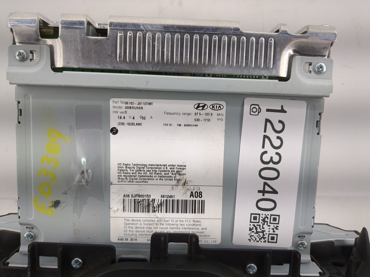 2018-2021 Hyundai Kona Radio AM FM Cd Player Receiver Replacement P/N:96160-J9110TMT Fits Fits 2018 2019 2020 2021 OEM Used 