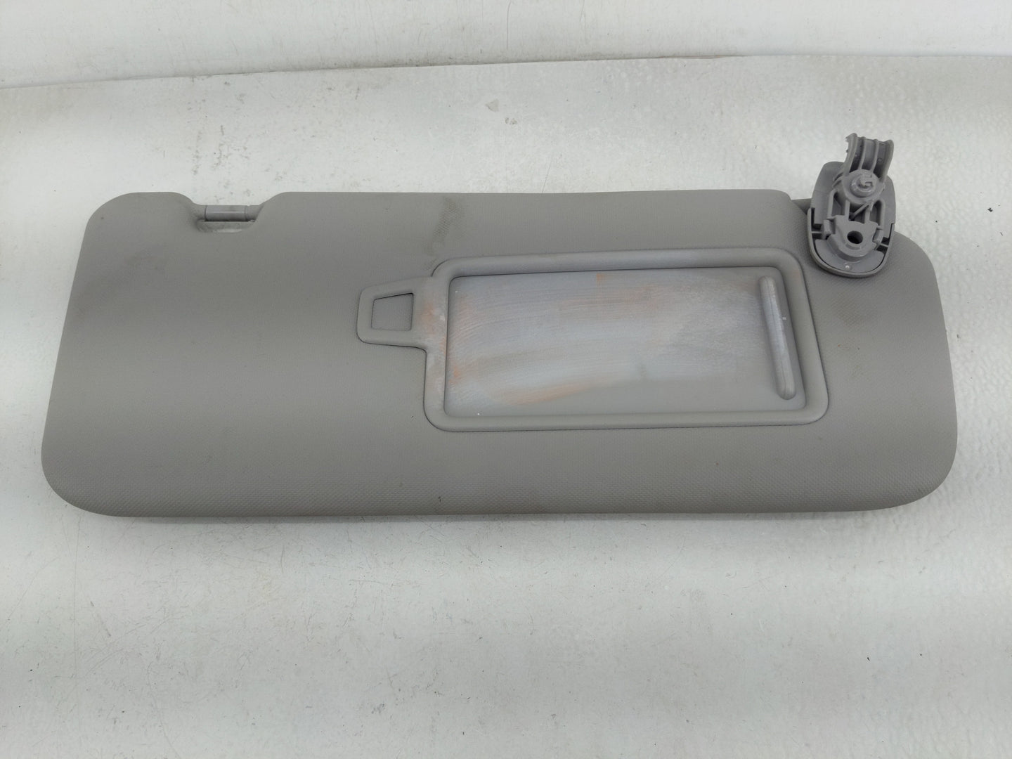2018-2021 Hyundai Kona Sun Visor Shade Replacement Passenger Right Mirror Fits Fits 2018 2019 2020 2021 OEM Used Auto Parts 