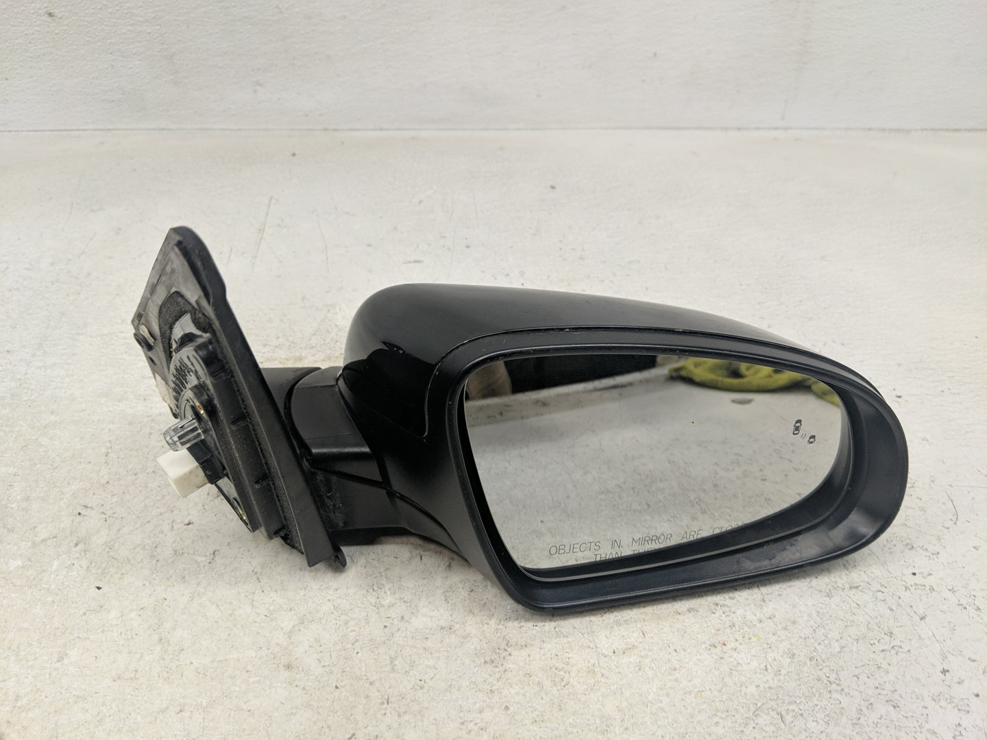 2018-2021 Hyundai Kona Passenger Side View Mirror - Right Door Mirror OEM Used - Oemusedautoparts1.com