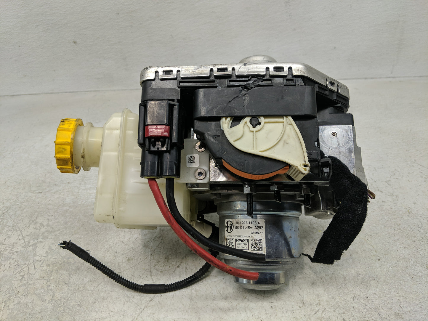 2020-2021 Hyundai Kona PCM Engine Control Computer ECU ECM PCU OEM P/N:39171-2ESE2 Fits Fits 2020 2021 OEM Used Auto Parts -