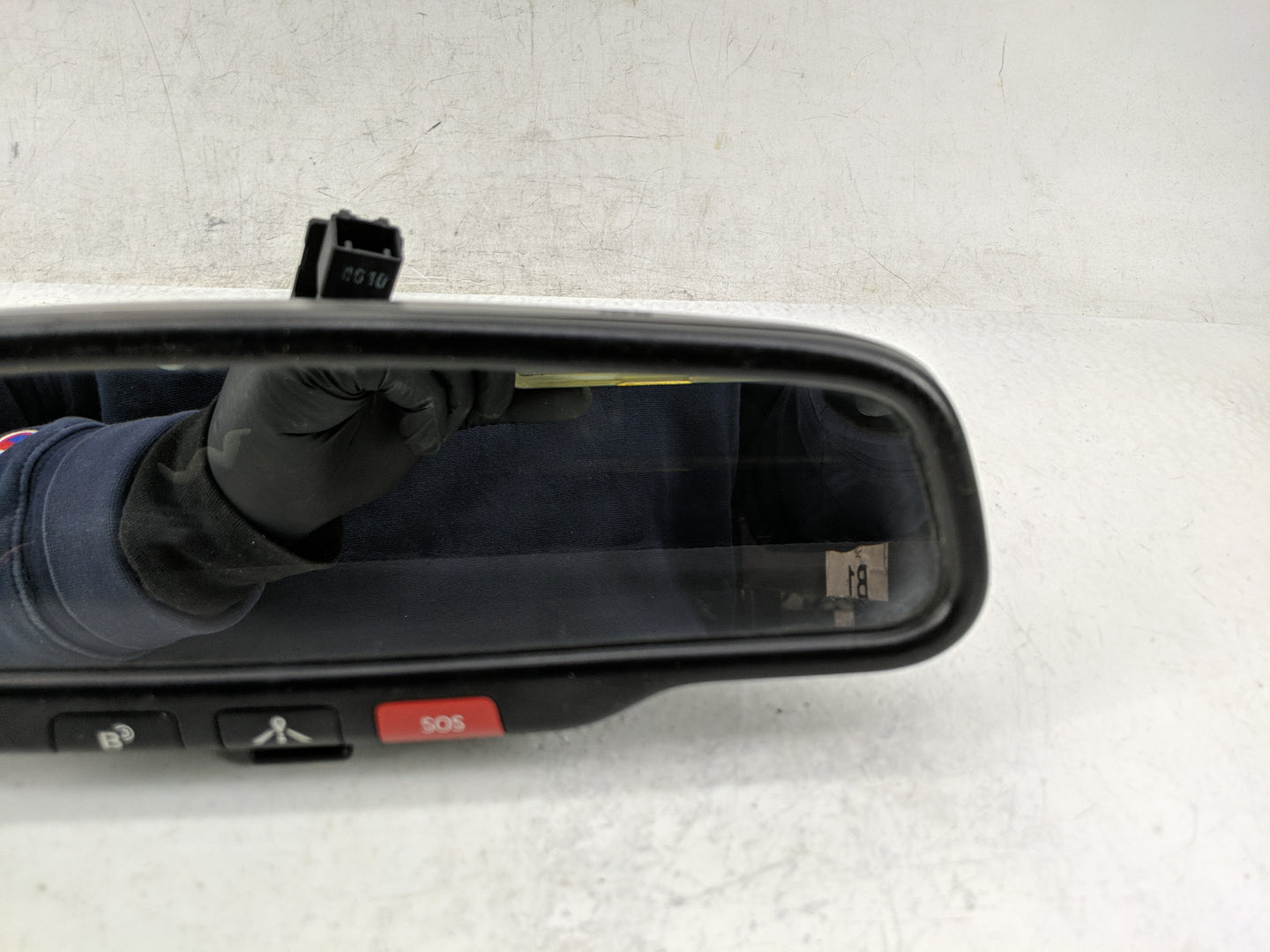 2018-2022 Hyundai Kona Interior Rear View Mirror Replacement OEM P/N:E13049899 Fits Fits 2018 2019 2020 2021 2022 OEM Used A