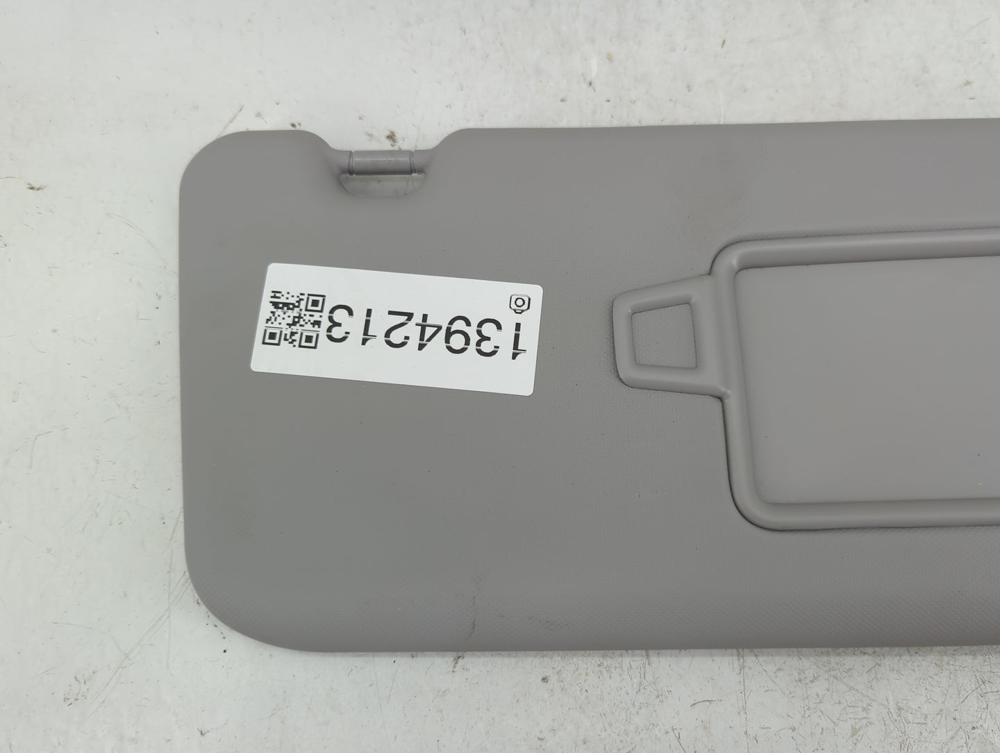 2018-2021 Hyundai Kona Sun Visor Shade Replacement Passenger Right Mirror Fits Fits 2018 2019 2020 2021 OEM Used Auto Parts 
