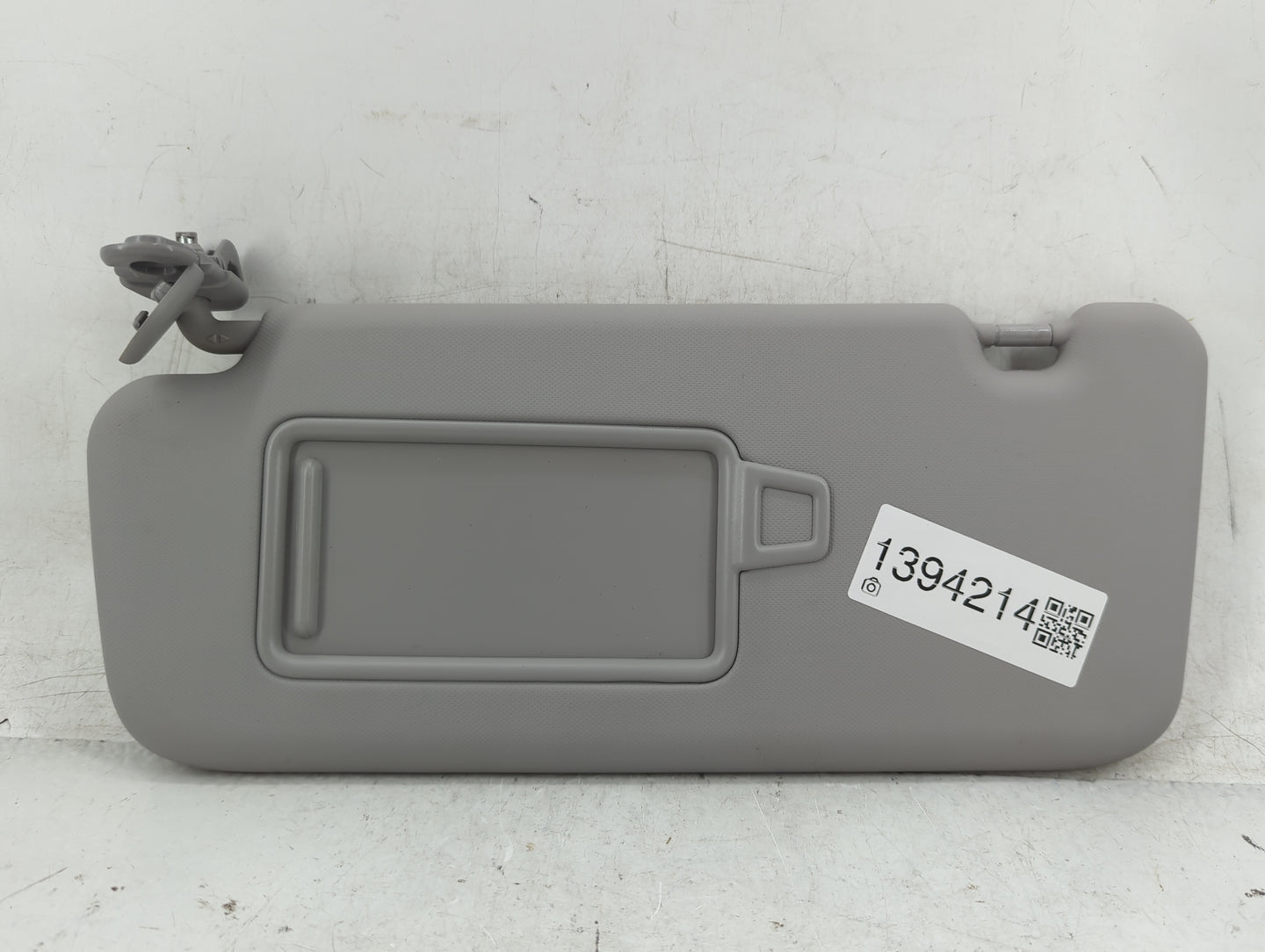 2018-2021 Hyundai Kona Sun Visor Shade Replacement Driver Left Mirror Fits Fits 2018 2019 2020 2021 OEM Used Auto Parts - Oe