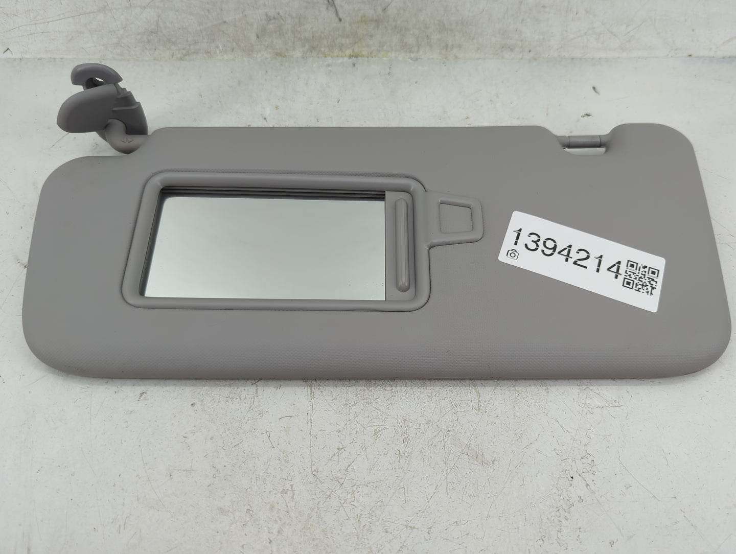 2018-2021 Hyundai Kona Sun Visor Shade Replacement Driver Left Mirror Fits Fits 2018 2019 2020 2021 OEM Used Auto Parts - Oe