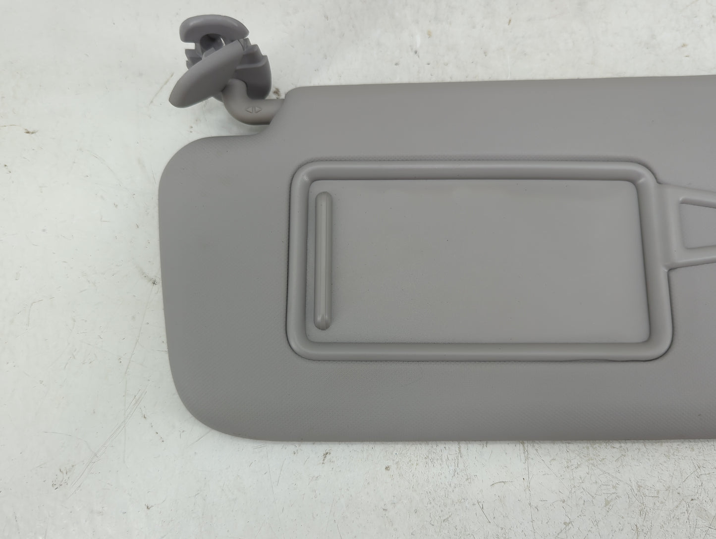 2018-2021 Hyundai Kona Sun Visor Shade Replacement Driver Left Mirror Fits Fits 2018 2019 2020 2021 OEM Used Auto Parts - Oe
