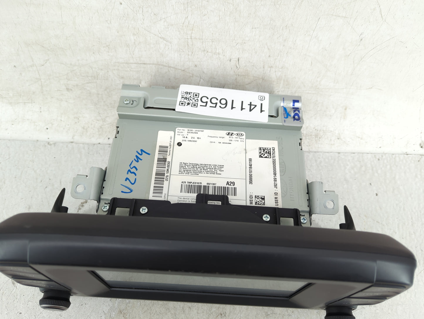 2019-2021 Hyundai Kona Radio AM FM Cd Player Receiver Replacement P/N:96160-J9160TMT Fits Fits 2019 2020 2021 OEM Used Auto 