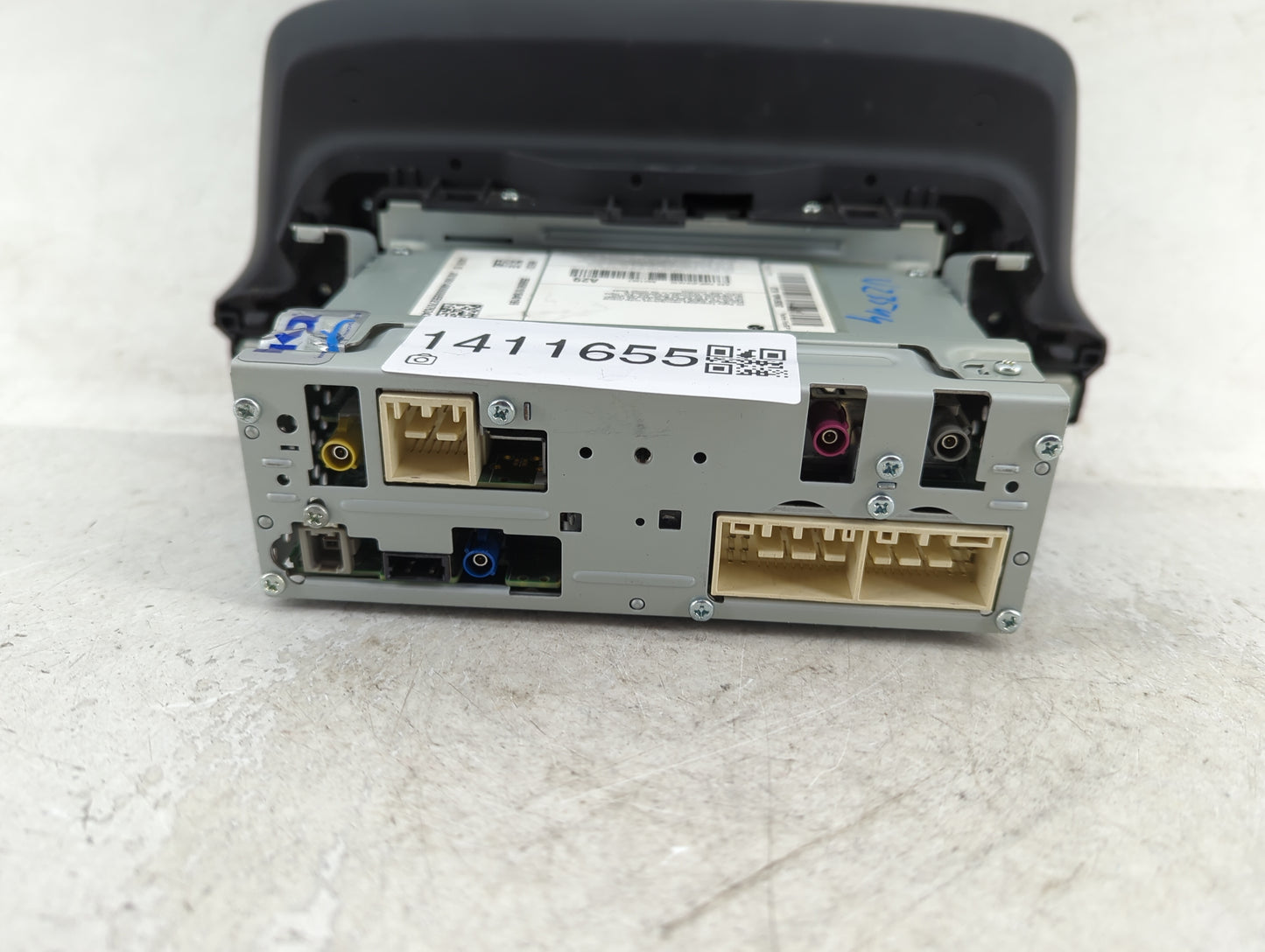 2019-2021 Hyundai Kona Radio AM FM Cd Player Receiver Replacement P/N:96160-J9160TMT Fits Fits 2019 2020 2021 OEM Used Auto 