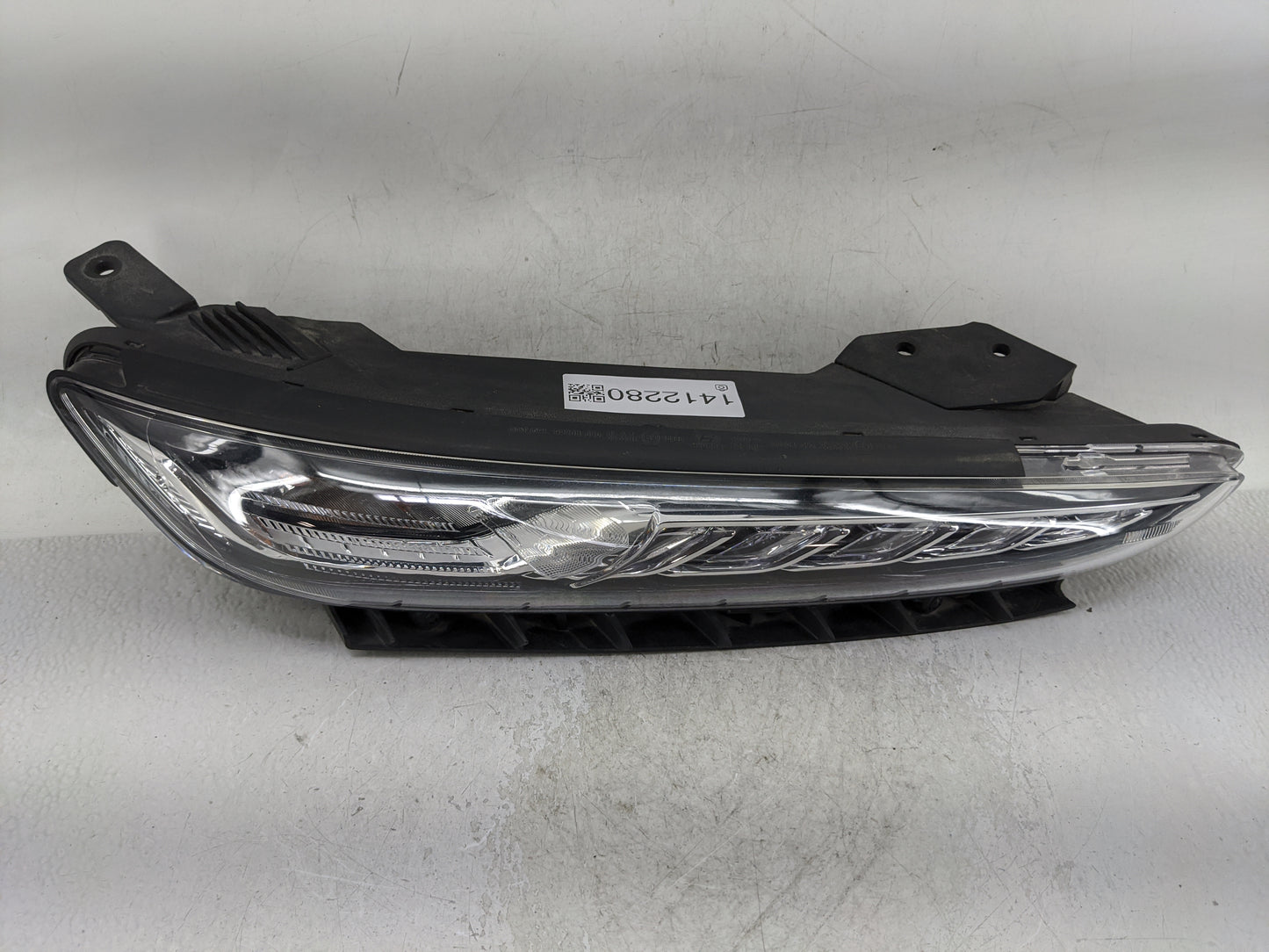 2018-2021 Hyundai Kona Passenger Right Oem Front Light Lamp - Oemusedautoparts1.com