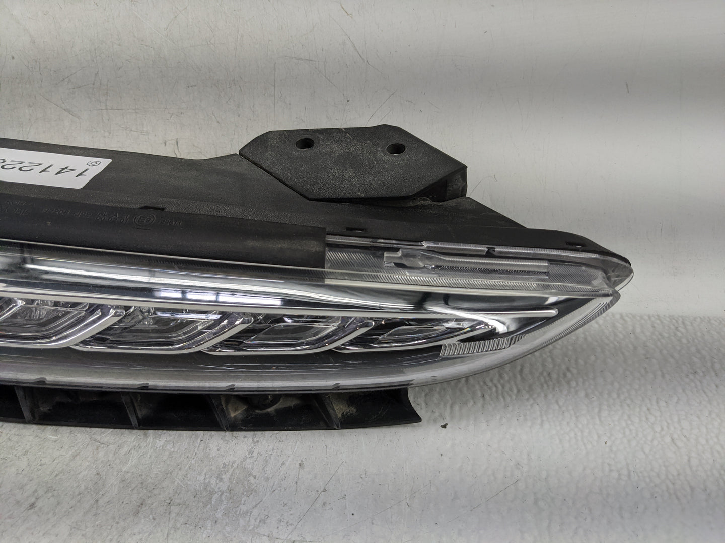 2018-2021 Hyundai Kona Passenger Right Oem Front Light Lamp - Oemusedautoparts1.com