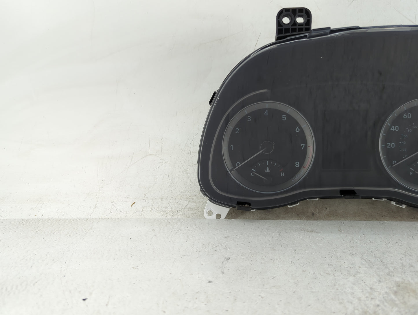 2020-2021 Hyundai Kona Instrument Cluster Speedometer Gauges P/N:7VM06196301 Fits Fits 2020 2021 OEM Used Auto Parts - Oemus
