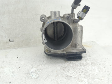 2018-2021 Hyundai Kona Throttle Body P/N:35100-2E400 Fits Fits 2012 2013 2014 2015 2016 2018 2019 2020 2021 OEM Used Auto Parts