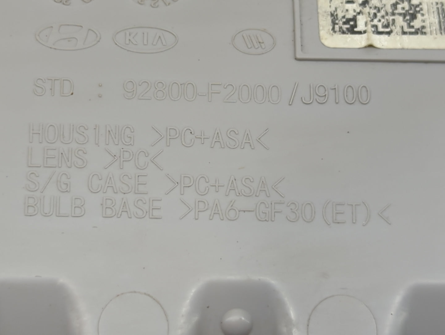 2020 Hyundai Kona Overhead Roof Console - Oemusedautoparts1.com