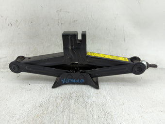 compare product 2020 Hyundai Kona Spare Scissor Car Jack
