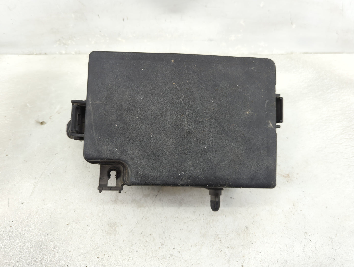 2018-2021 Hyundai Kona Fusebox Fuse Box Panel Relay Module P/N:91956-J9520 Fits Fits 2018 2019 2020 2021 OEM Used Auto Parts