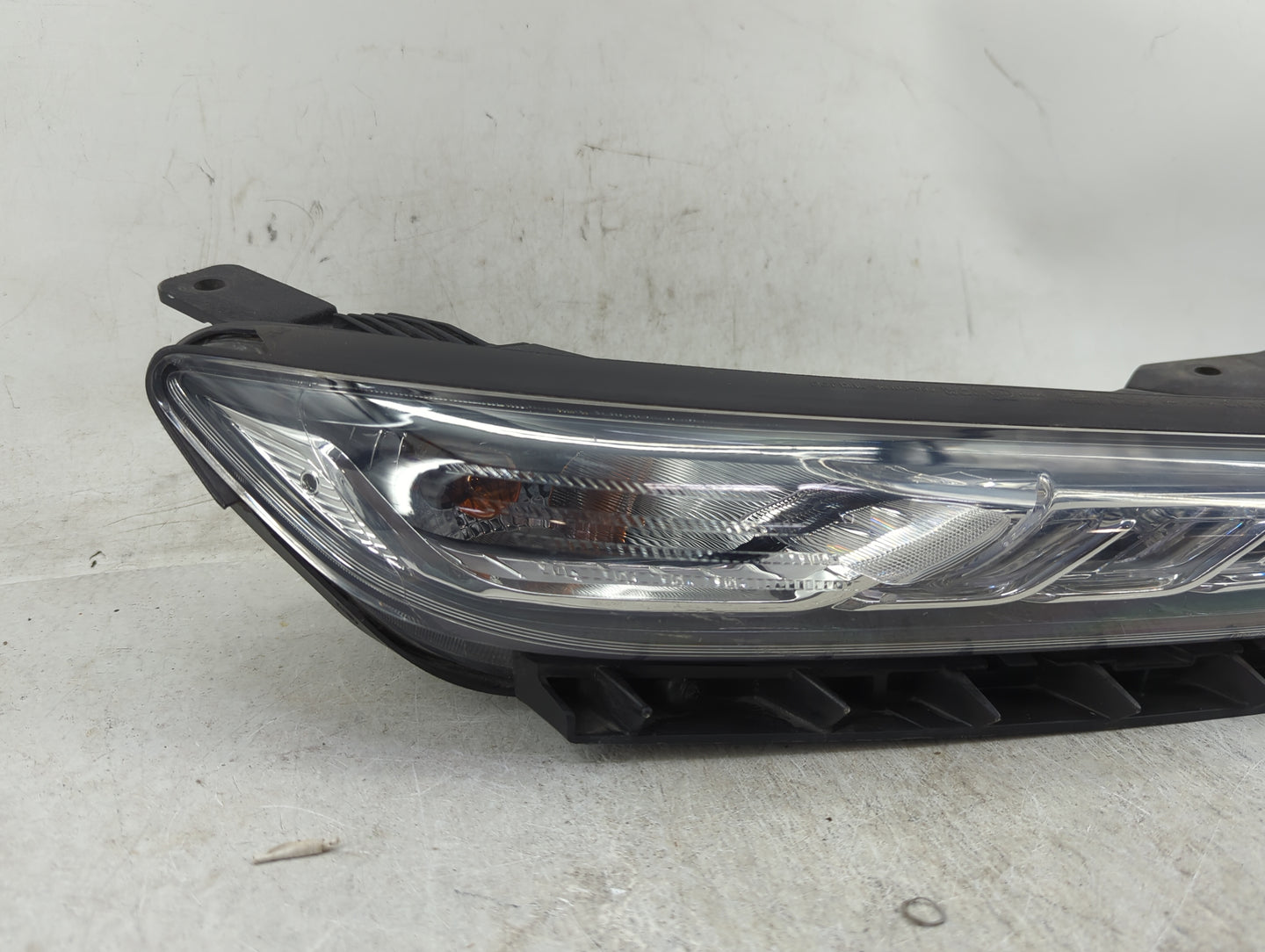 2018-2021 Hyundai Kona Passenger Right Oem Fog Light Lamp - Oemusedautoparts1.com