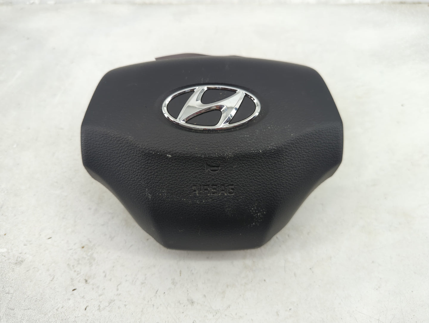 2020 Hyundai Kona Air Bag Driver Left Steering Wheel Mounted P/N:DI10.2G46 34318877A, 191498800840, V152 Fits OEM Used Auto 