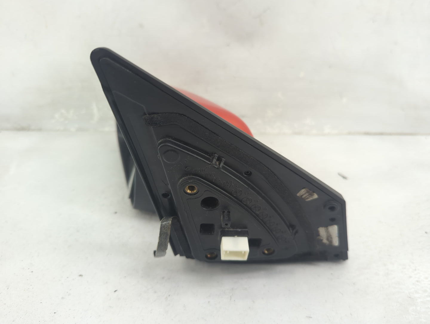 2018-2021 Hyundai Kona Driver Side View Mirror - Left Door Mirror OEM Used - Oemusedautoparts1.com