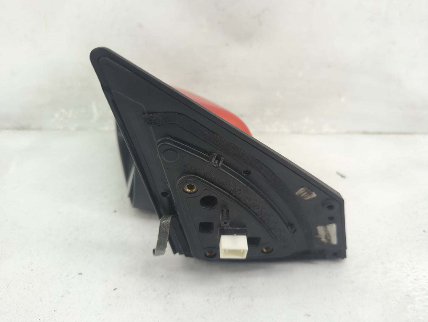 2018-2021 Hyundai Kona Driver Side View Mirror - Left Door Mirror OEM Used - Oemusedautoparts1.com