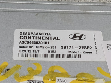 2020-2021 Hyundai Kona PCM Engine Control Computer ECU ECM PCU OEM P/N:39171-2ESE2 A3C0463830101, 0SAUPAAS6B1A Fits 2020 2021 OEM Used Auto Parts