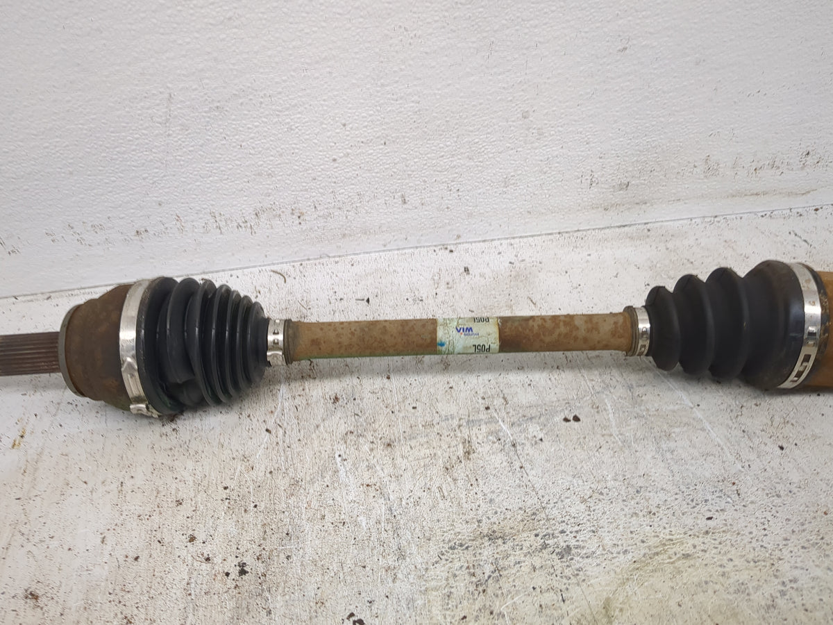 2018-2021 Hyundai Kona Axle Shaft Front Driver Cv C/v 1520705 - Oemusedautoparts1.com