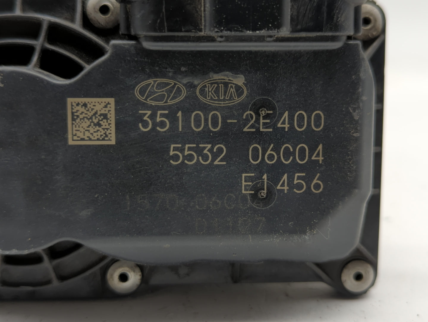 2018-2019 Hyundai Kona Throttle Body P/N:35100-2E400 Fits Fits 2012 2013 2014 2015 2016 2018 2019 OEM Used Auto Parts - Oemu