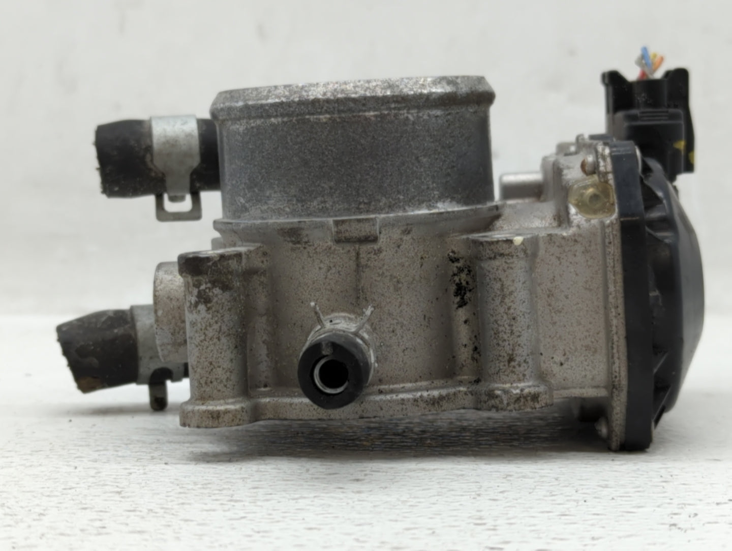 2018-2021 Hyundai Kona Throttle Body P/N:35100-2B340 Fits Fits 2015 2016 2017 2018 2019 2020 2021 2022 OEM Used Auto Parts -
