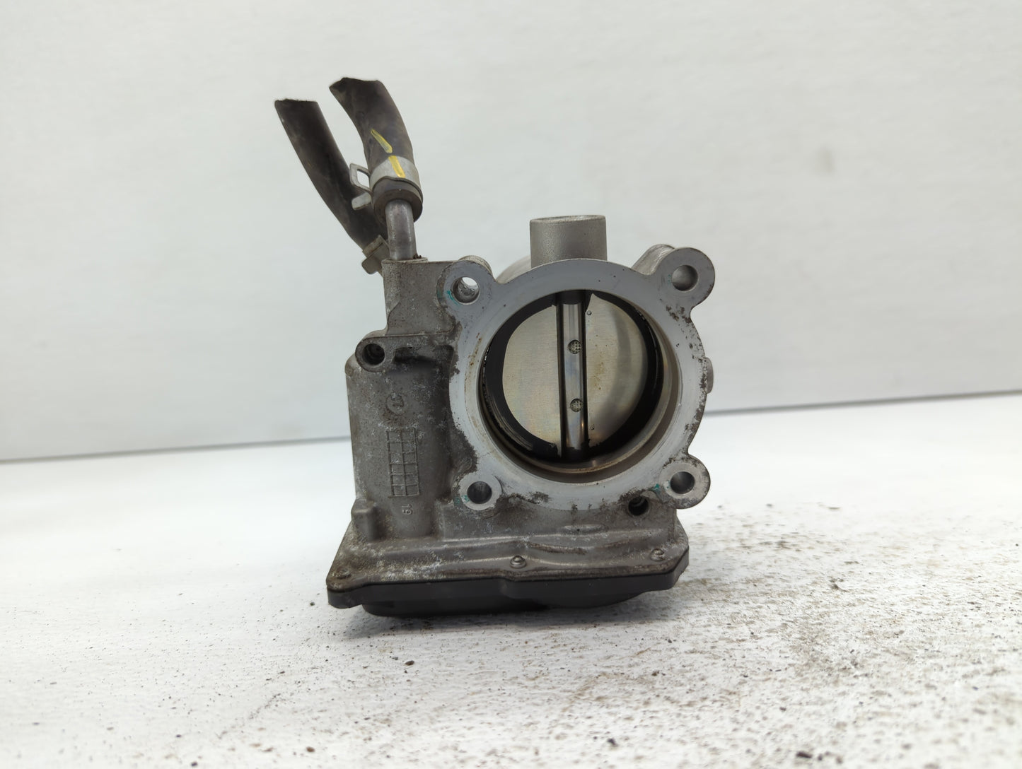2018-2021 Hyundai Kona Throttle Body P/N:35100-25400 Fits Fits 2012 2013 2014 2015 2016 2018 2019 2020 2021 OEM Used Auto Pa