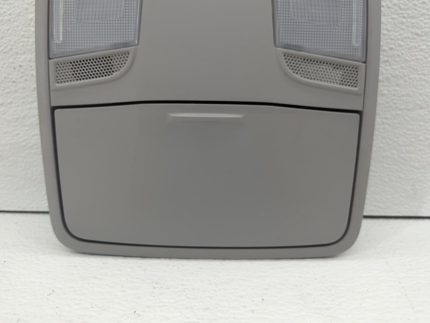 2020 Hyundai Kona Overhead Roof Console Grey - Oemusedautoparts1.com
