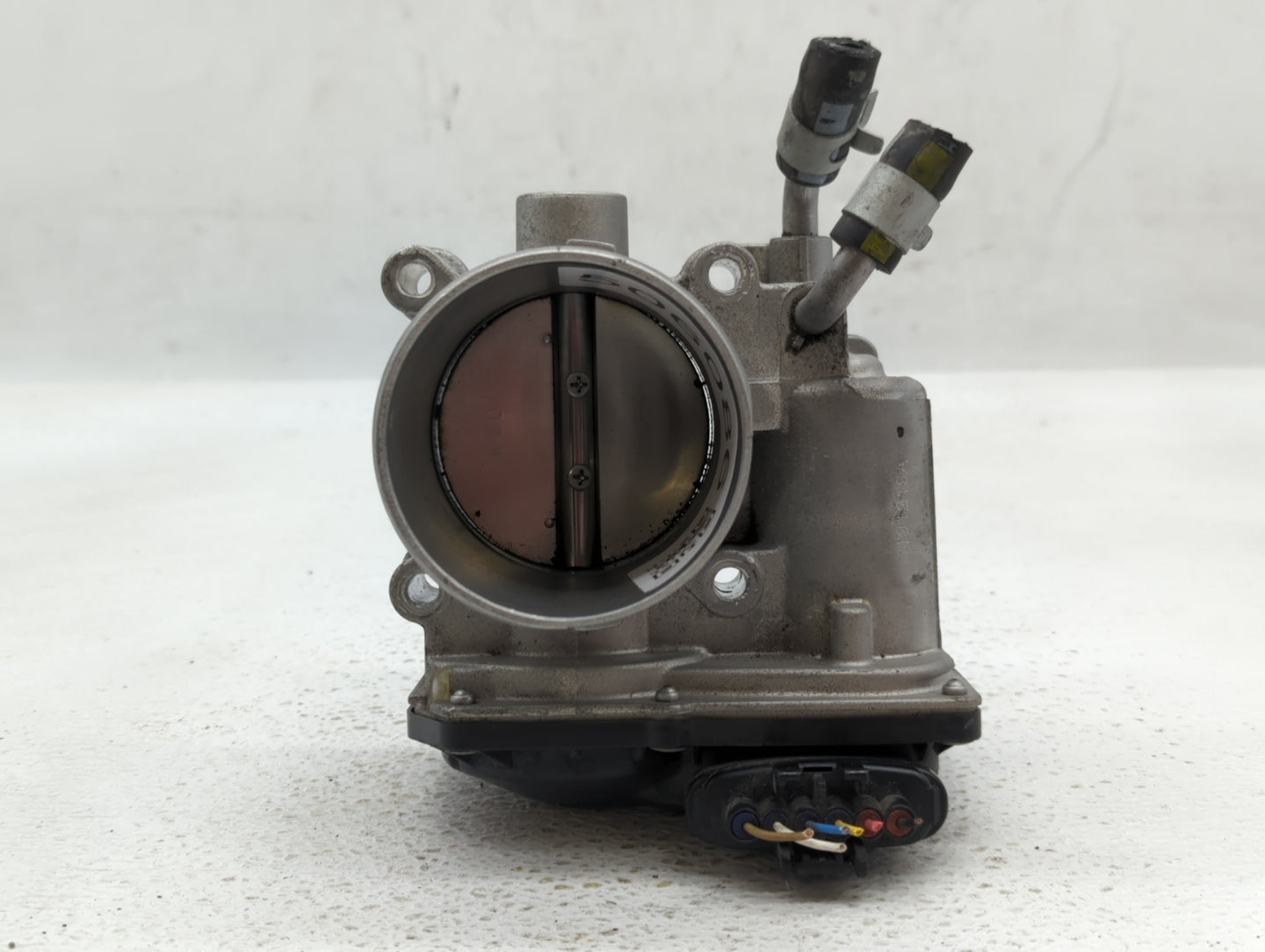 2018-2021 Hyundai Kona Throttle Body P/N:35100-2E400 Fits Fits 2012 2013 2014 2015 2016 2018 2019 2020 2021 OEM Used Auto Pa