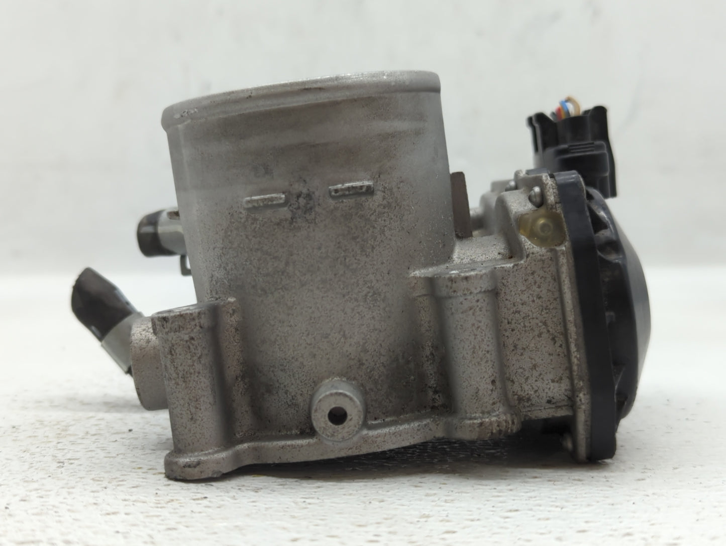 2018-2021 Hyundai Kona Throttle Body P/N:35100-2E400 Fits Fits 2012 2013 2014 2015 2016 2018 2019 2020 2021 OEM Used Auto Pa
