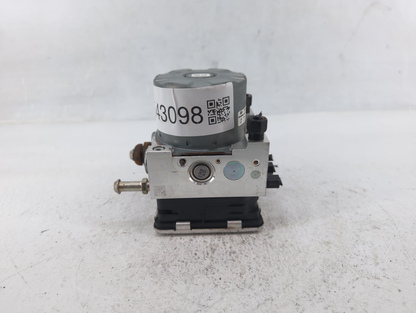 2018-2020 Hyundai Kona ABS Pump Control Module Replacement P/N:58900-J9100 Fits Fits 2018 2019 2020 OEM Used Auto Parts - Oe